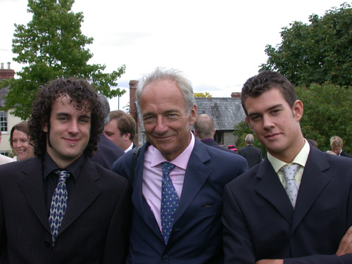 Jorge - Michael & Alex Mills