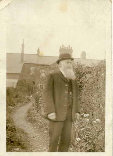 Amos Sherwood